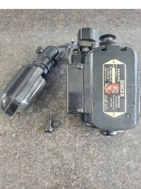 Vintage Singer 128 Motor And Light- BAJ3-8